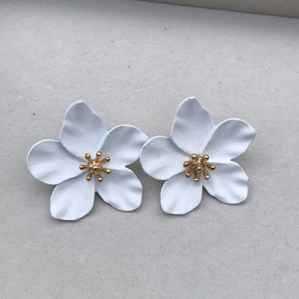 White Flower Earrings